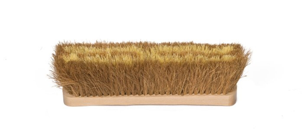 Veger gelakt met zadelrug 32 cm coco ppn