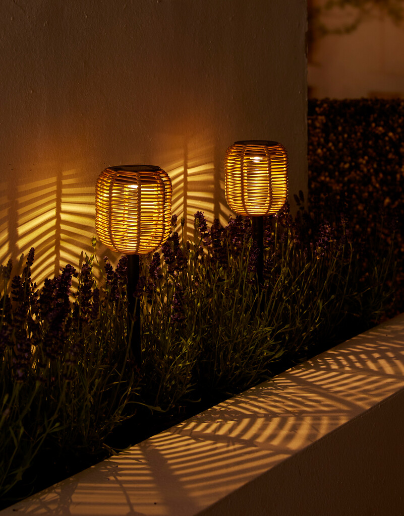 Solar Steeklamp Rattan set 2 37LM Patio  