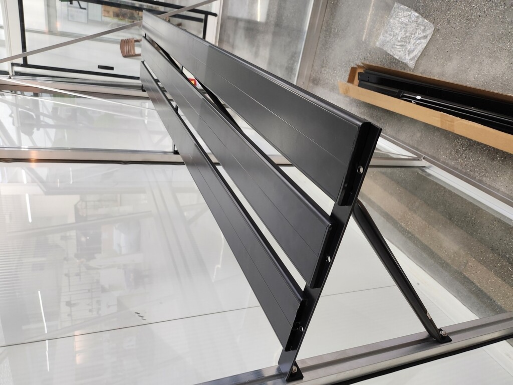 Etagère aluminium noir - RAL9005 - 147,6cm x 32,5cm