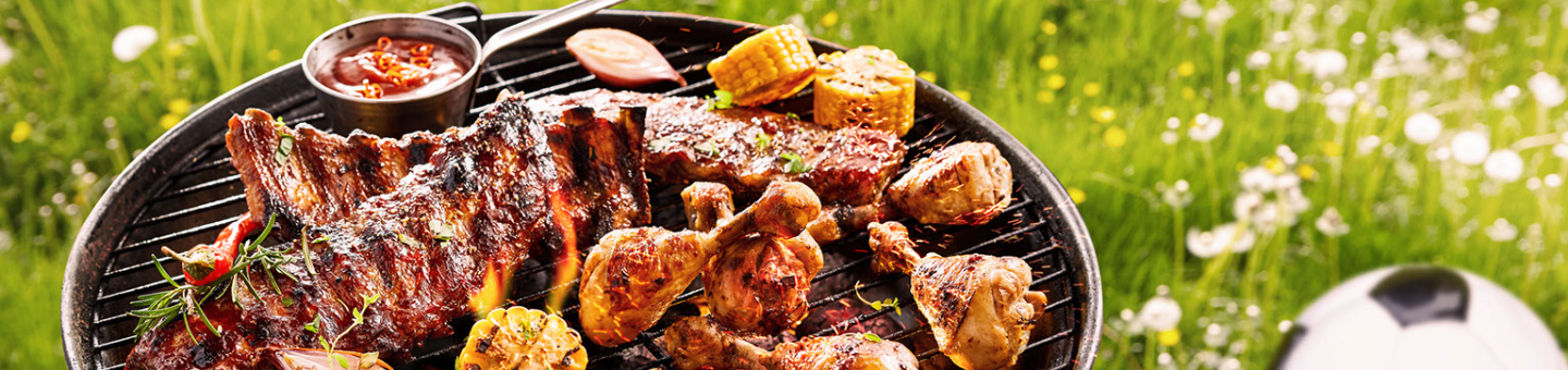 Houtskoolbarbecue traditioneel grillen