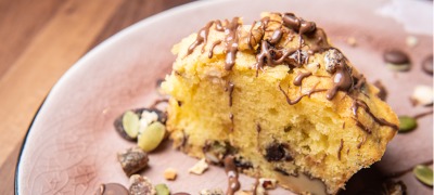 Barbecue-recept: cake met noten- & vruchtenmengeling