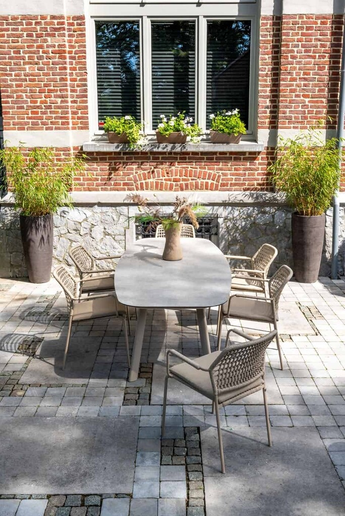 Table Manolo avec chaises Barista