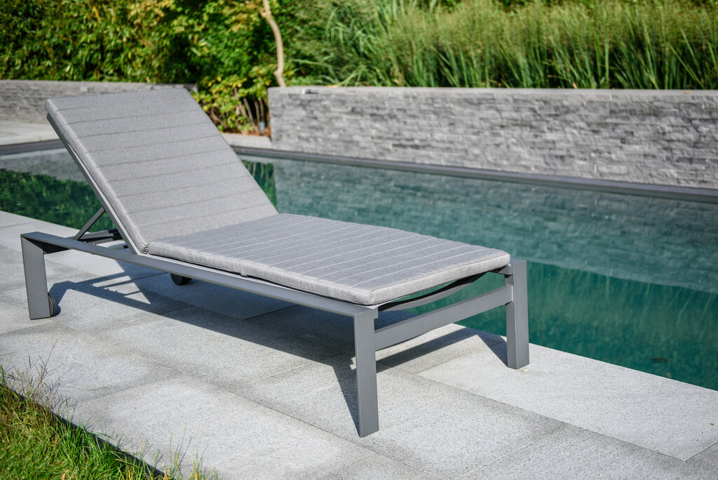 Chaise longue Tropic avec coussin