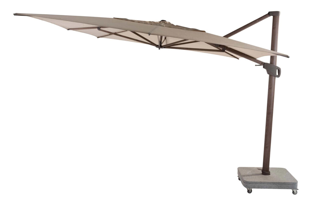 Parasol déporté Hacienda avec structure en couleur wengé et toile en couleur sable 300 x 400 cm
