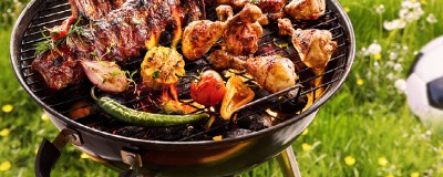 Houtskoolbarbecue traditioneel grillen