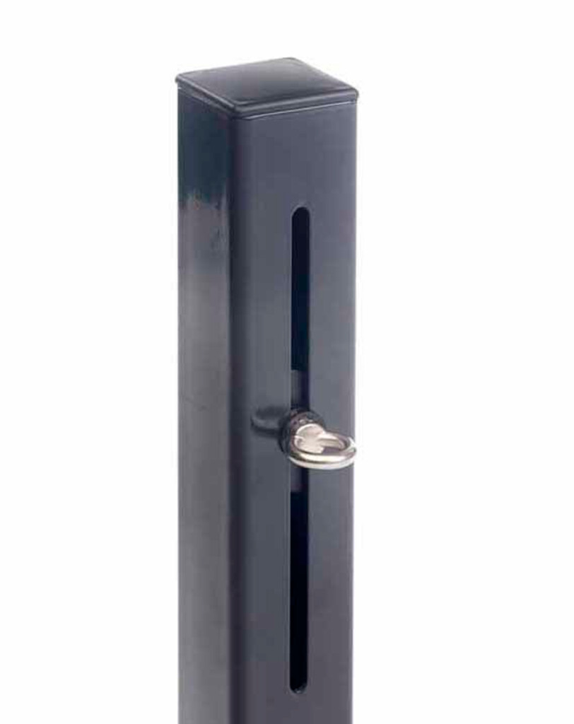Poteau avec d'oeil FLEX pour fixation flexible de la toile d'ombrage. Poteau avec d'oeil FLEX pour fixation flexible de la toile d'ombrage.